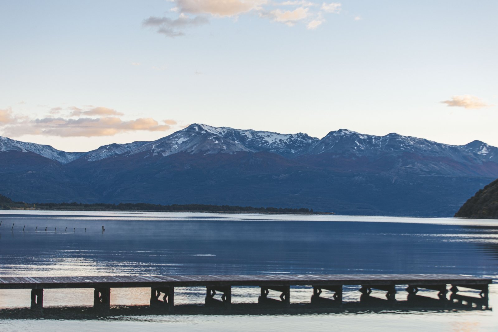 Amanhecer no lago · Patagônia