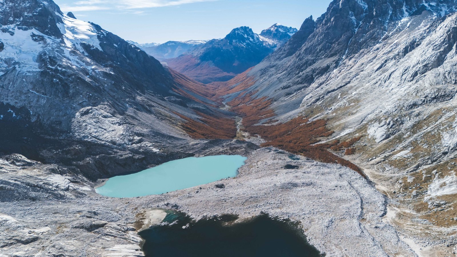 O vale glacial no outono · Cerro Avellano